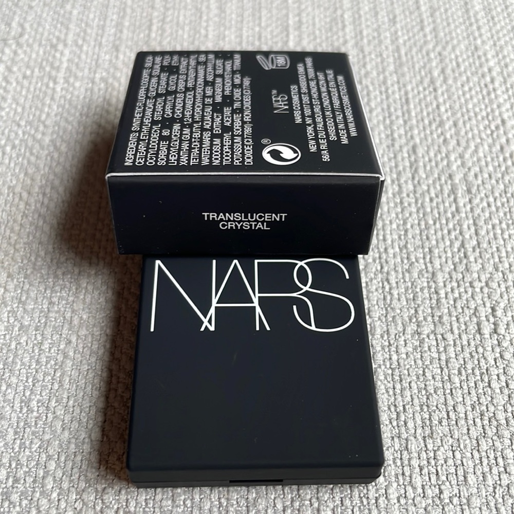 NARS Light Reflecting Setting Powder 1.8g - micro-sized- translucent crystal - Picture 8 of 9